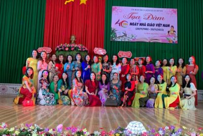 HOẠT ĐỘNG CHÀO MỪNG KỶ NIỆM 40 NĂM NGÀY NHÀ GIÁO VIỆT NAM 20-11